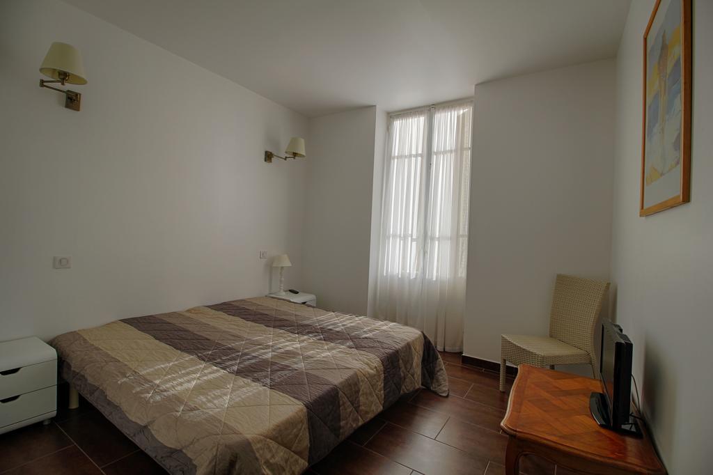 F3 Place Miot Apartment อฌักซิโอ้ ภายนอก รูปภาพ